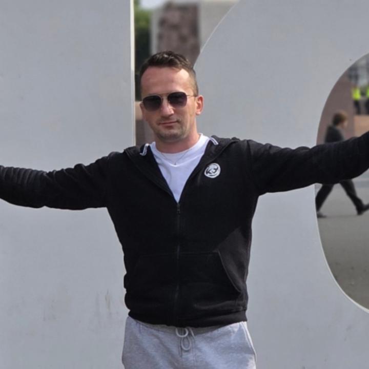 Maciej Bąk