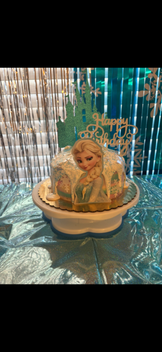 A couple more cakes my sister made