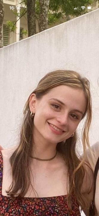 Maria R
