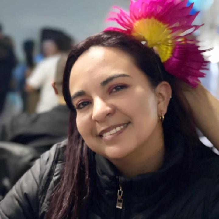Gyna Devia