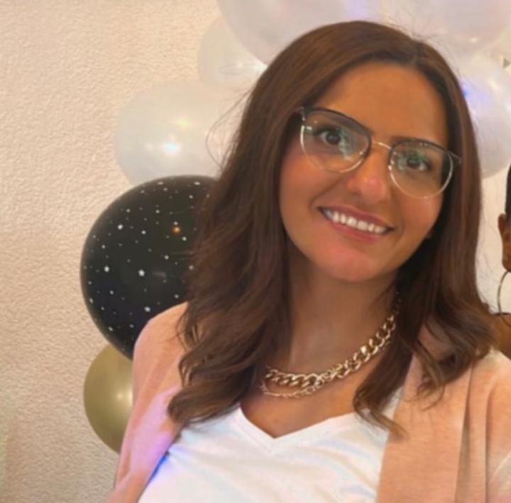 Büsra Selbes