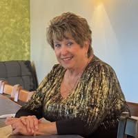 Debbie Berg