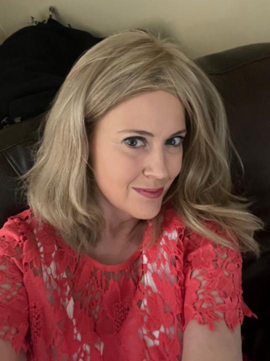 Pam Szekely