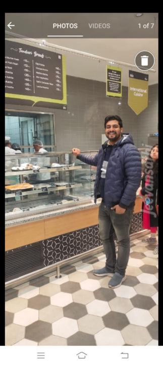 Dr Nikhil Pratap Singh