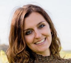 Yvonne Volz