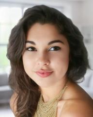 Mayara Strolego
