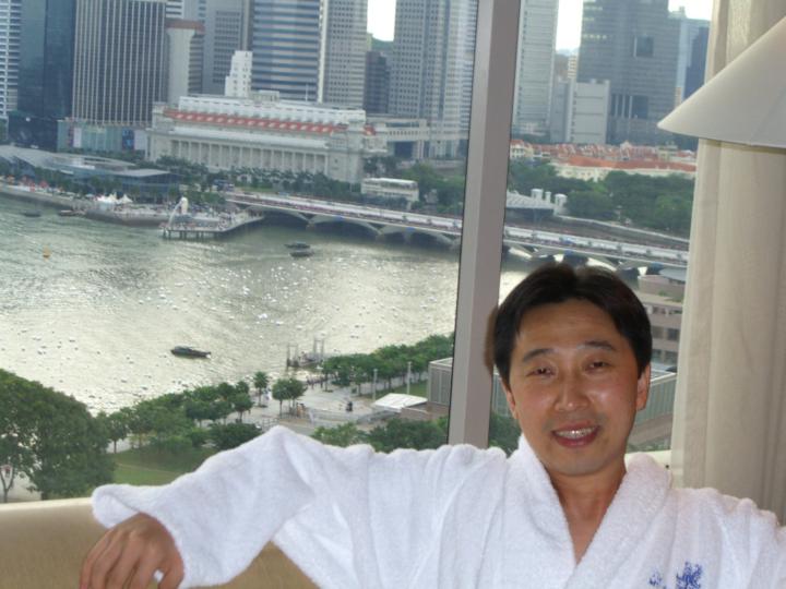 Shiguo Liu