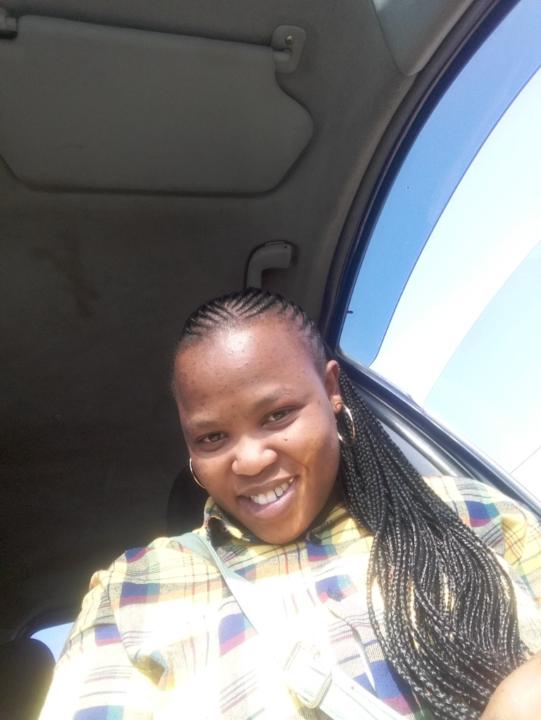 Mamotsamai Mahlomola