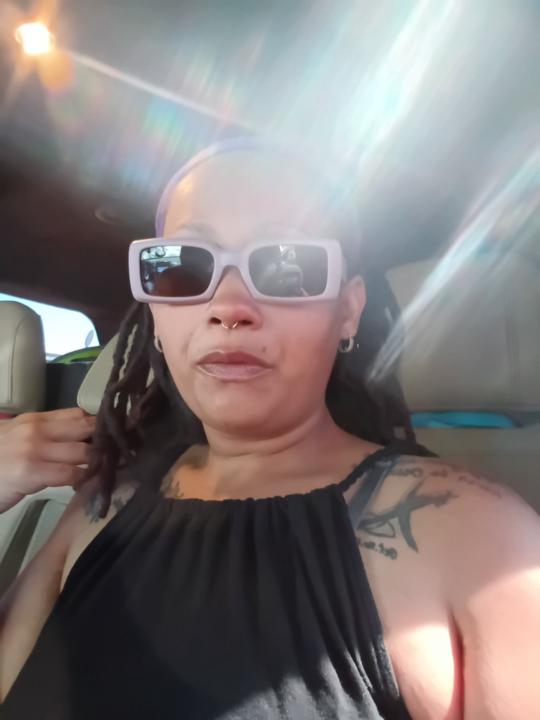 Safirrea Renfro