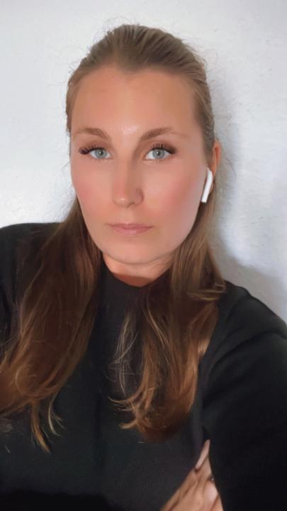 Angelika Vaduva