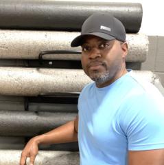 Mario Cole