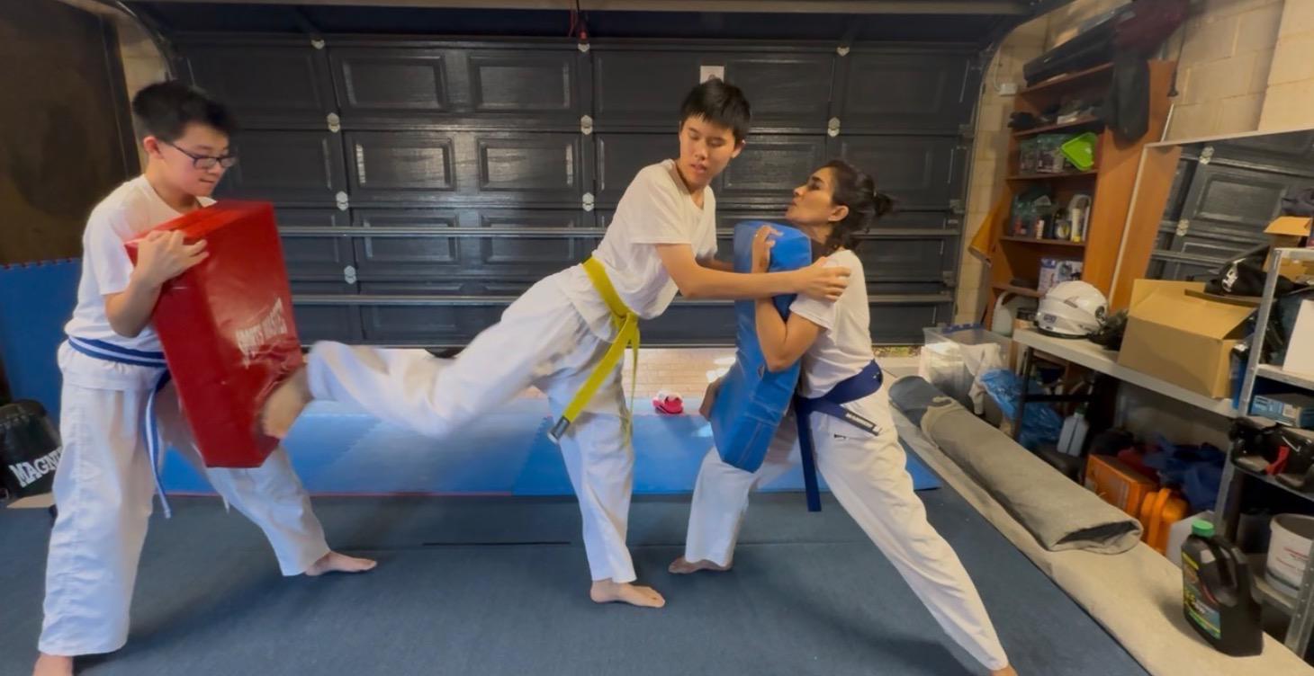Technique training for groups kicking