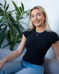 Halle Janeczko