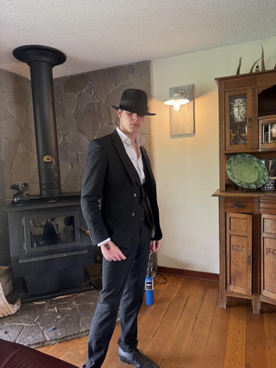 Sunday suit 