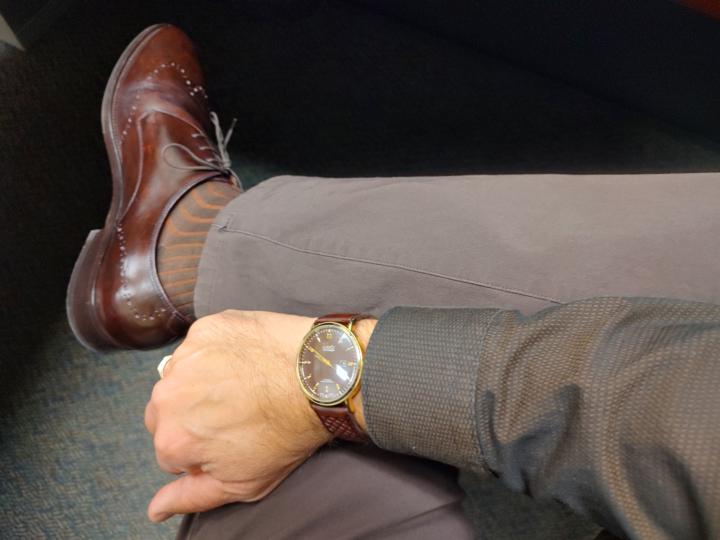 Earth Tones & Refined Presence