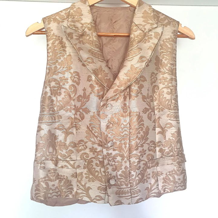 Outfit inspiration required - A night in the Sahara theme