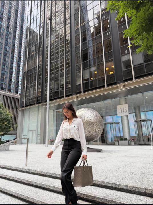  OOTD 👔 | Corporate Classic