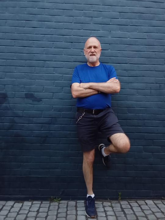 OOTD: back to the blue wall