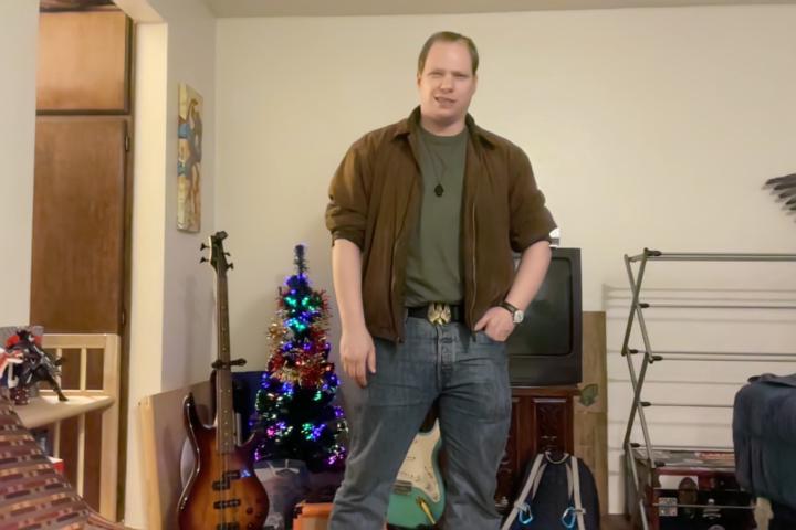 Christmas Present T Shirt OOTD