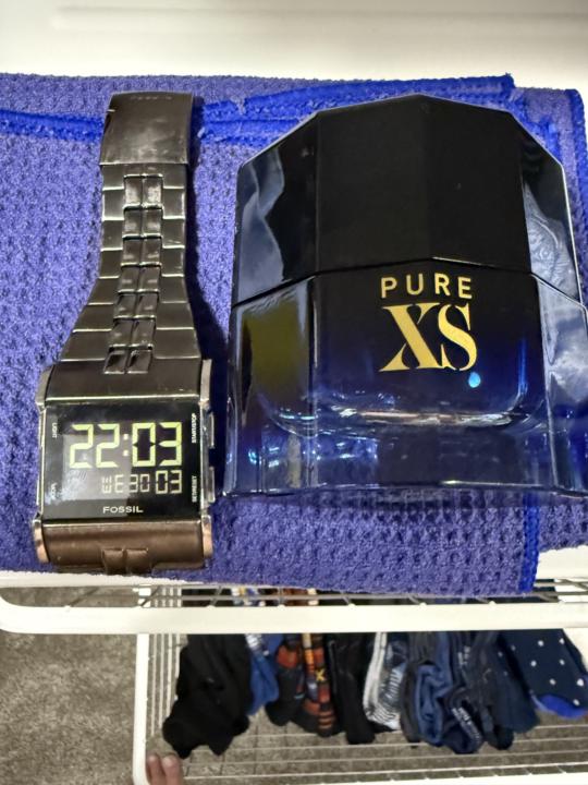 Yellow Tie with Grey Suit, can I pull it off?