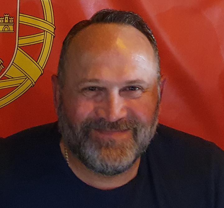 To Beard or not to Beard?