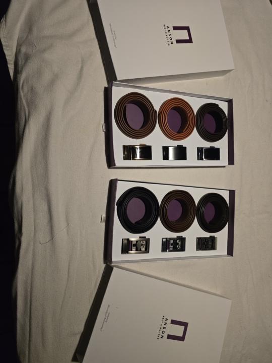 Interchangeable wardrobe 