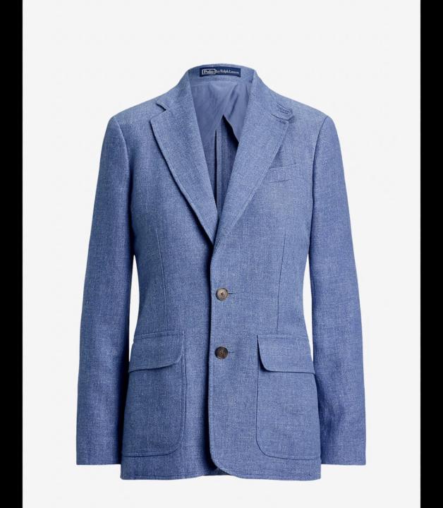 Gap between the lapel and the top button
