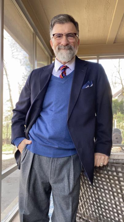 O. Look. A. Navy. Blazer🎉