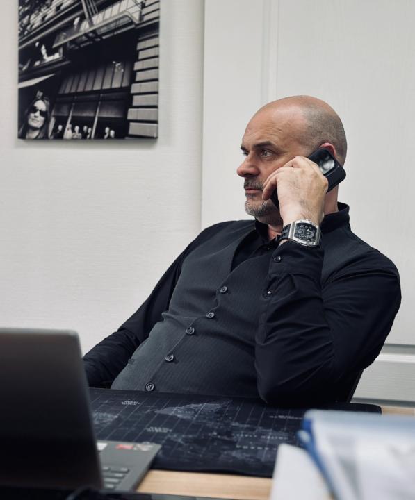 Over the years as an entrepreneur I have learned that you have to dress for the occasion, which customer are you going to? to what kind of meeting? don't go overdressed, but dress for the occasion.