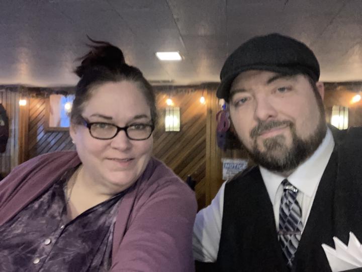 Barrel house for dinner