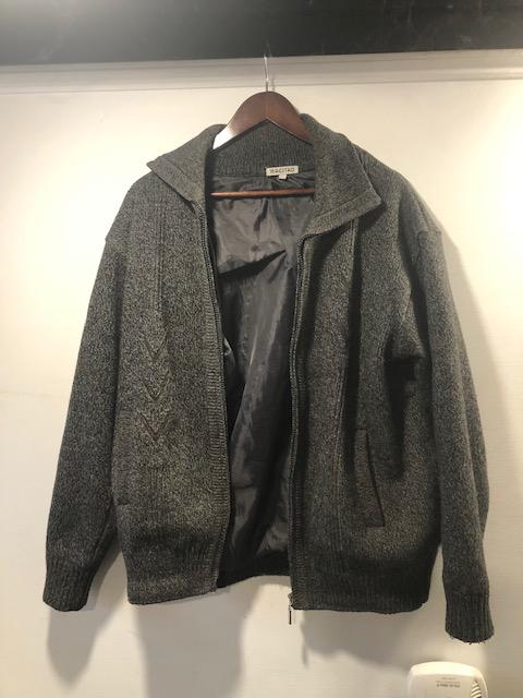 Thrift Find, Keep or Not?