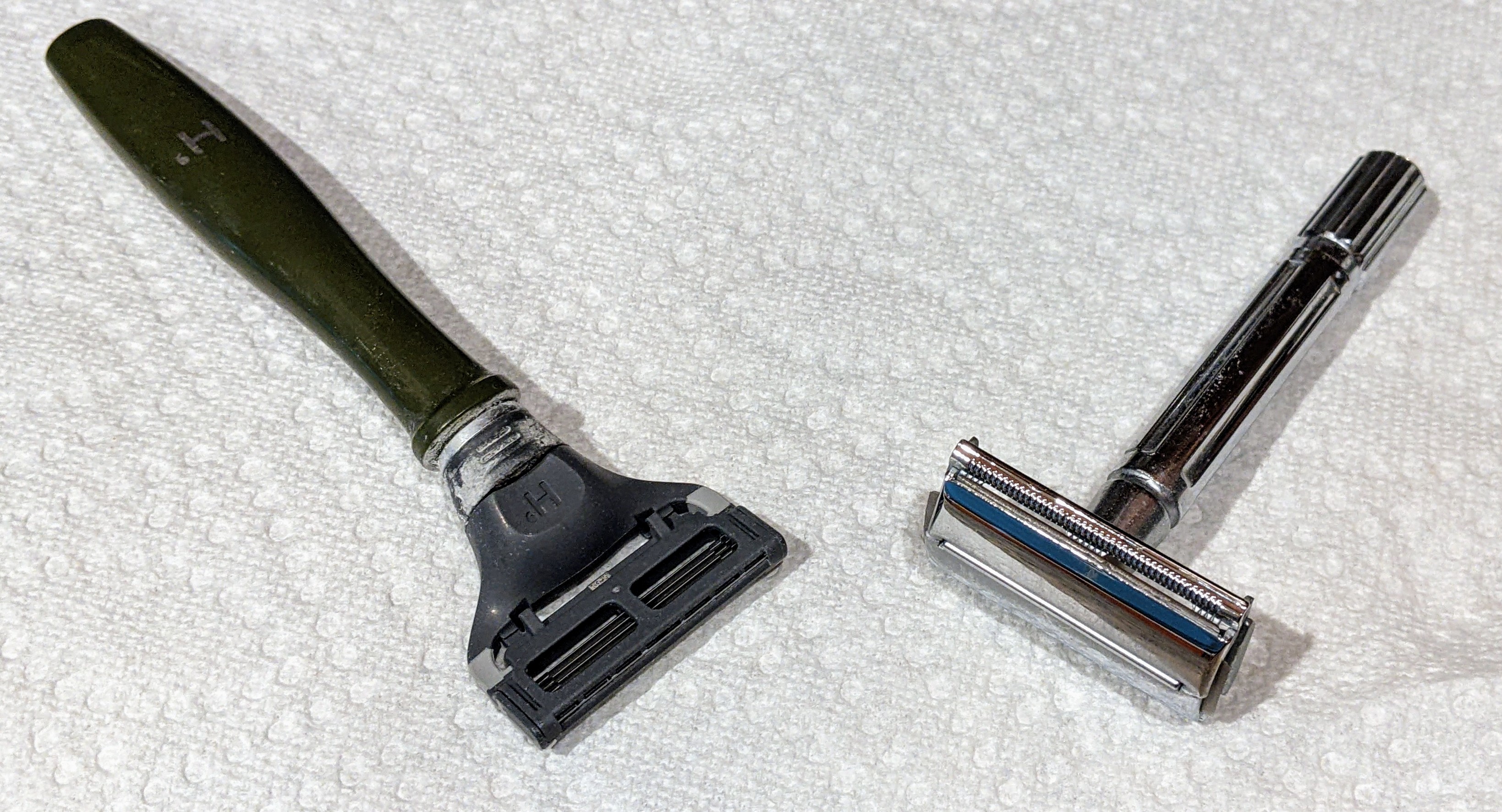 My Shaving Experiment Harry's vs Inexpensive Safety Razor · Real Men ...