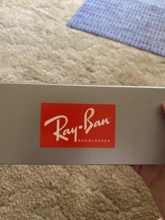 I finally got some new sunglasses 