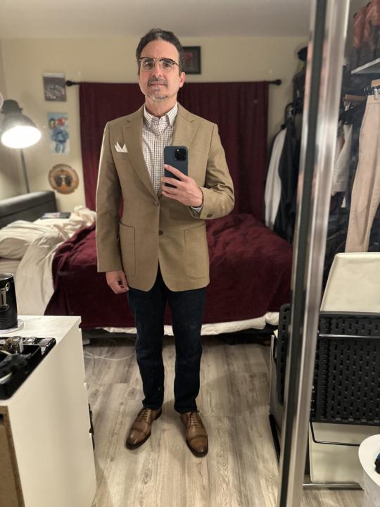 No tie?!?