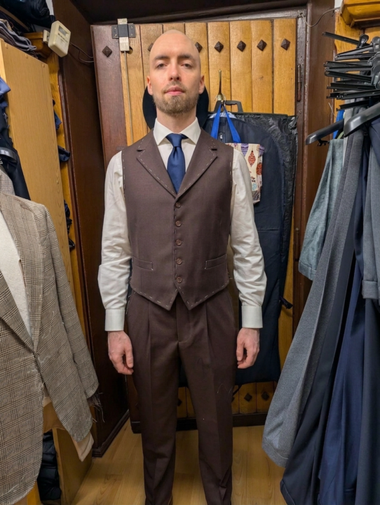 Which waistcoat design looks the best on me?