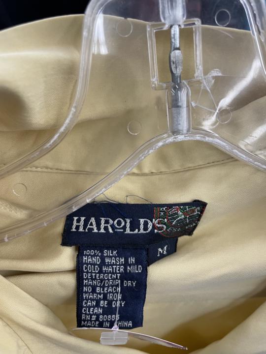 It’s Harold at the Thrift Shop! 