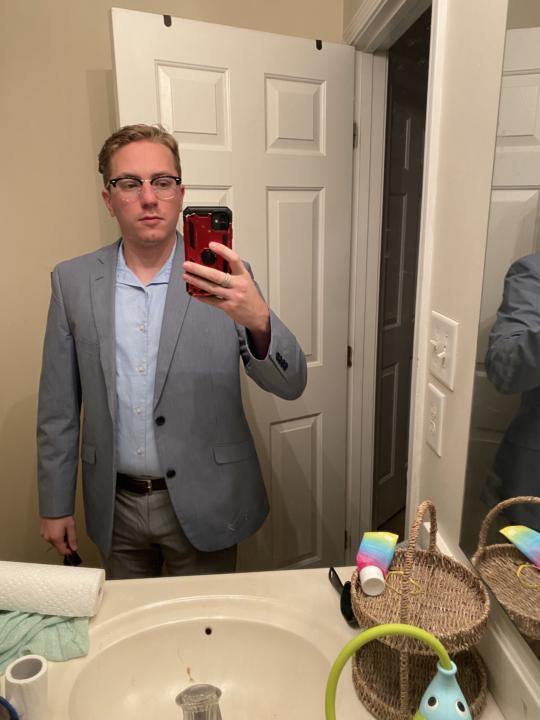 Best colors for pocket square. 