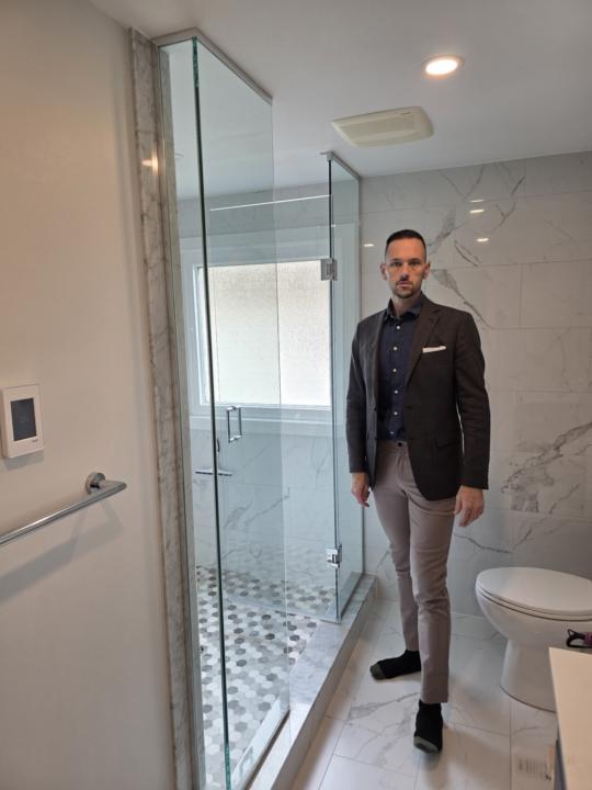 OOTD - Recently divorced (still cohabitating) 