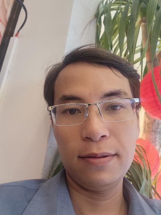 Trần Ngọc Hiếu