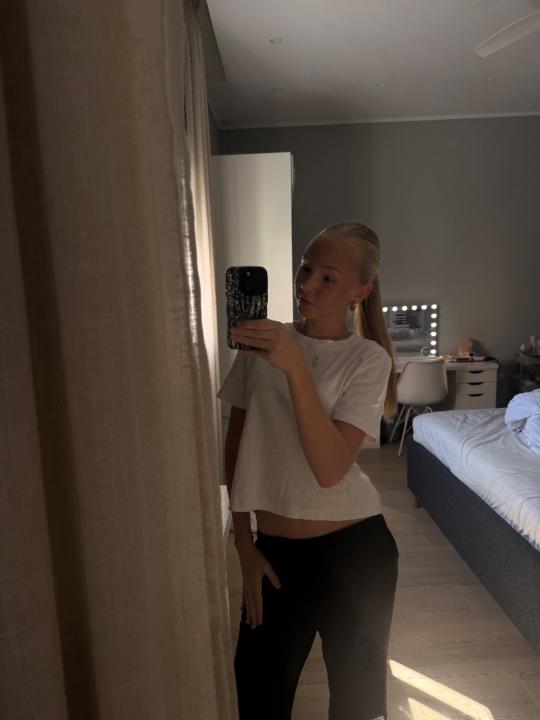 Elísabet Davíðsdóttir