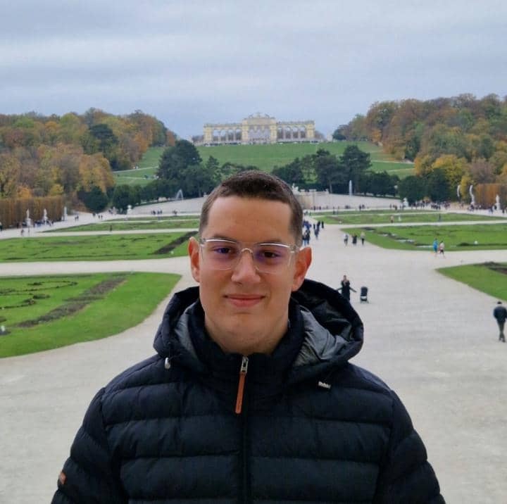 Péter Zoltán Tóth Tóth