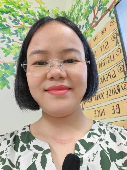 Hồng Linh