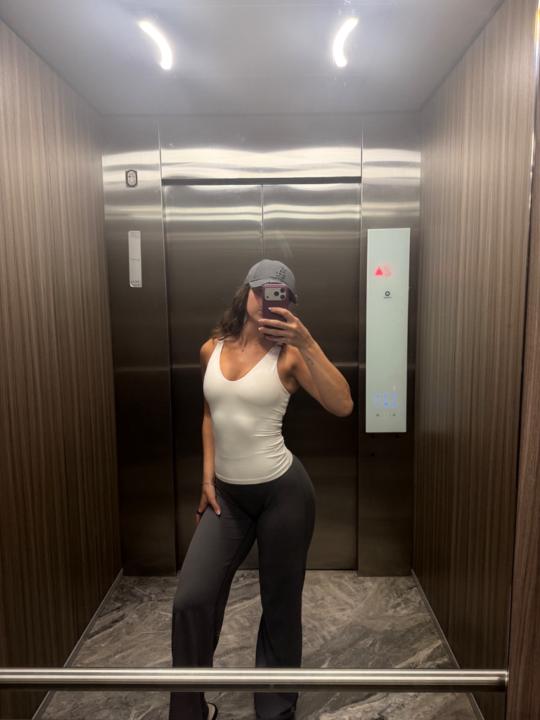 Shakira Sales