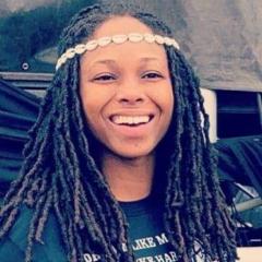 Tracy R