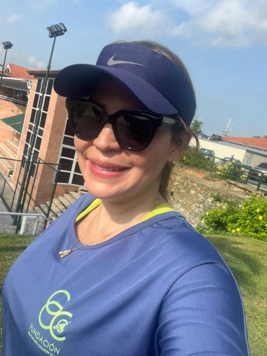 Ana La Cruz