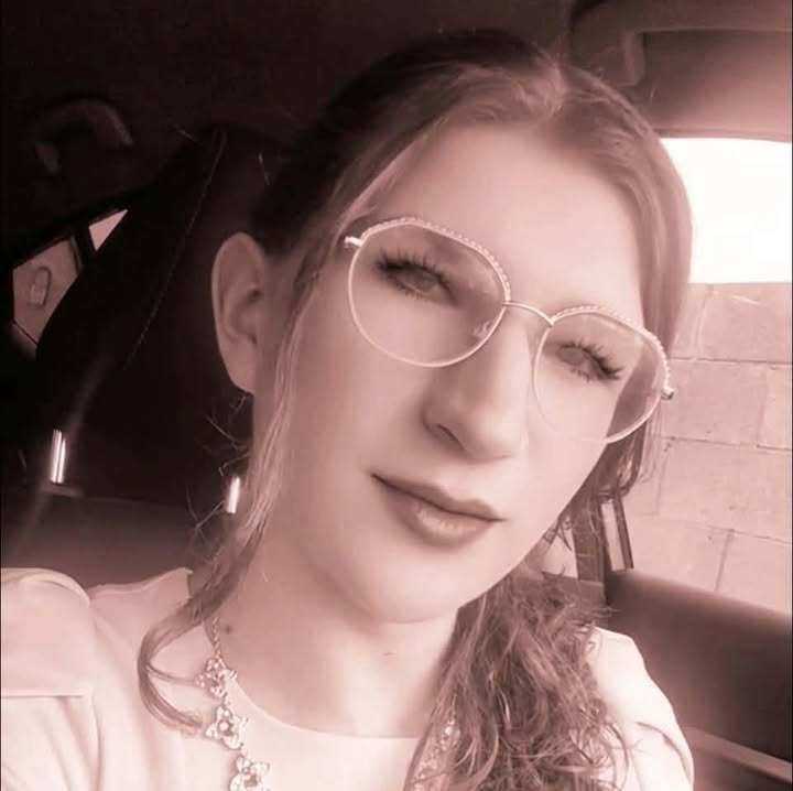 Zelda S.