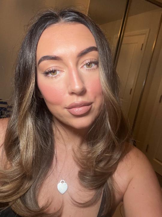 Elle Sampson