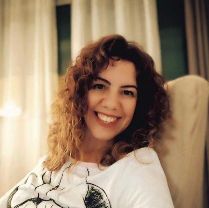 Elena Bernal