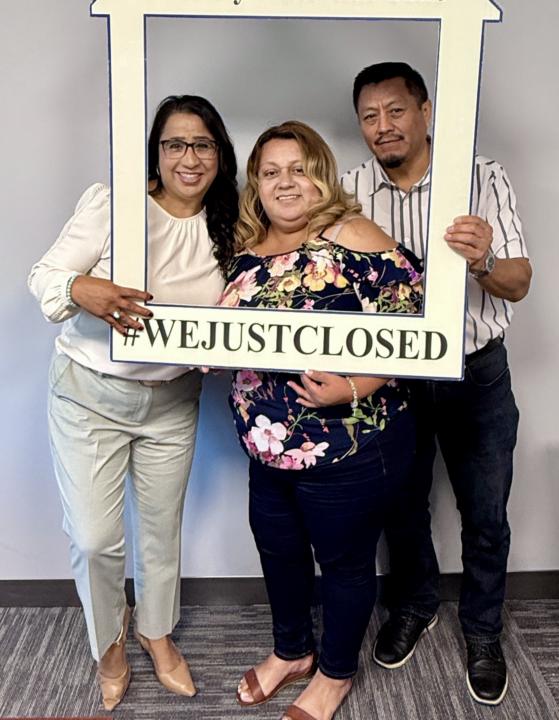 Felicidades, Estudiantes de Fliplatino en el cierre de propiedad para Fix &Flip!!