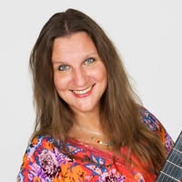 Karin Mikara